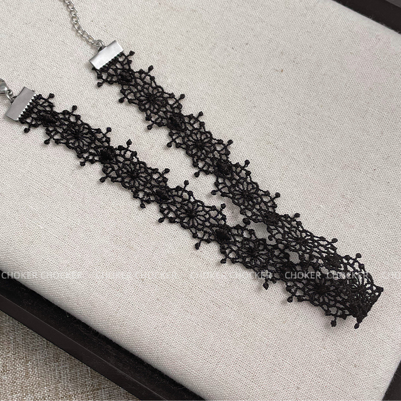 Wang Churan's Same Style Black Lace Choker Necklace Women's Choker Non-Fading Clavicle Chain High-End