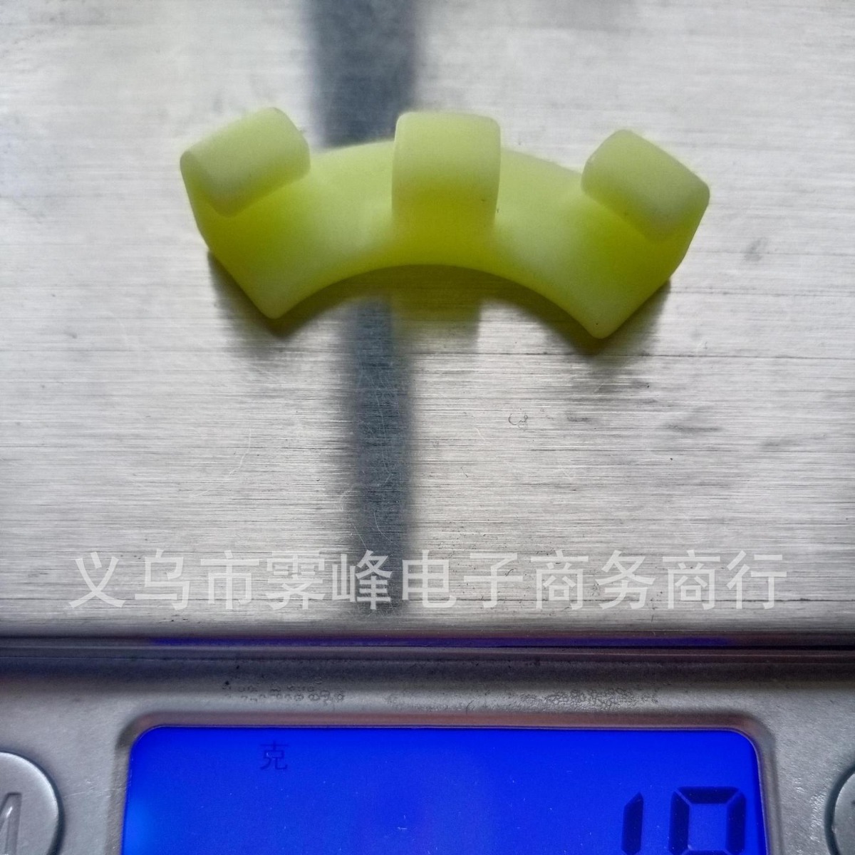 90 Degree Plant Bender Plant height shape training 90 Degree Plant Bender green Plant