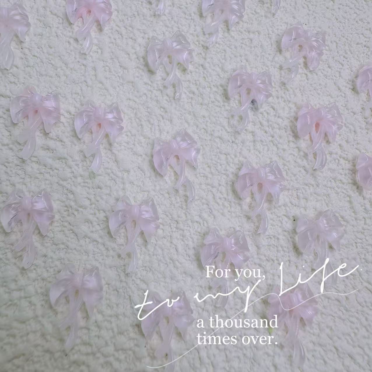 Factory Direct Sales Ice-Clear Bowknot Luminous DIY Hair Accessories Mobile Phone Case Nail Art Accessories Resin Accessories