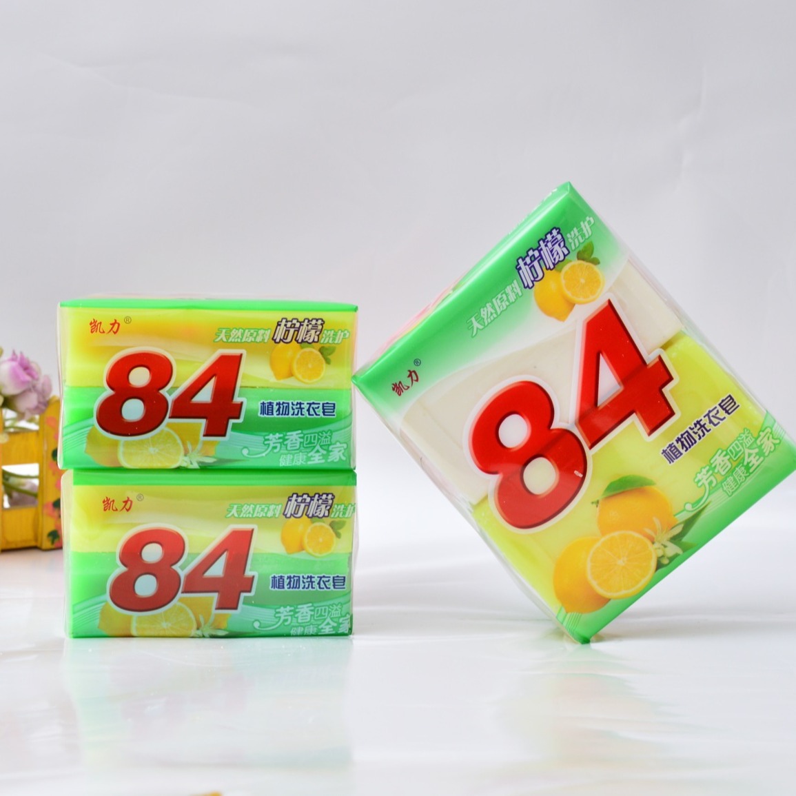 Liangqiang Soap Household 80g Transparent Soap Soap Decontamination 84 Laundry Soap Clothing Cleaning Transparent Soap Manufacturer Supply