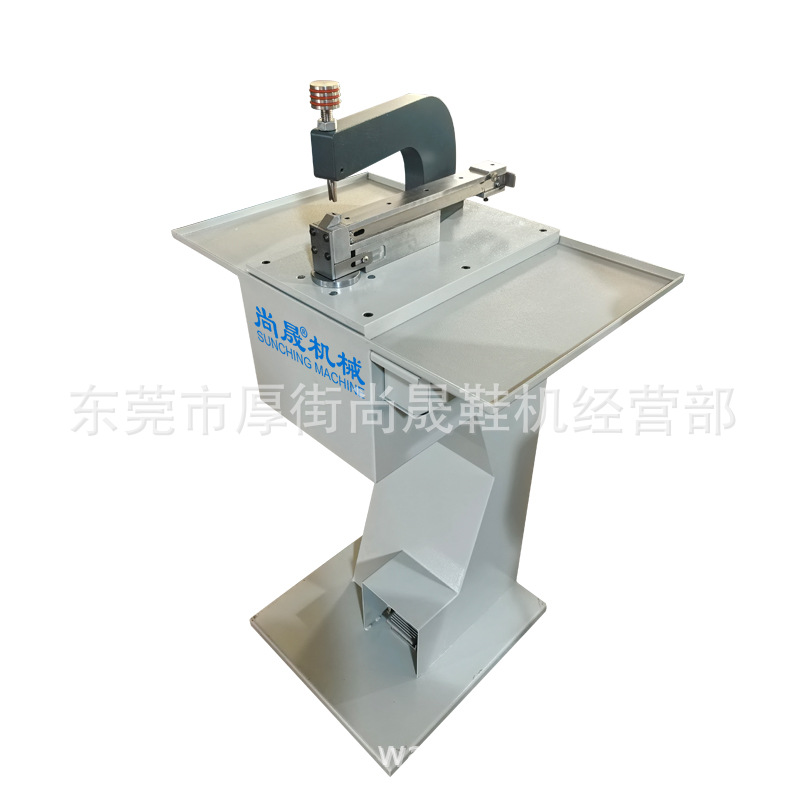 Shangsheng Machinery Has Ready-Made Sc-629 Ring Nail Machine, Ring Buckle Machine, Sandals and Beach Shoe Buckle Artifact