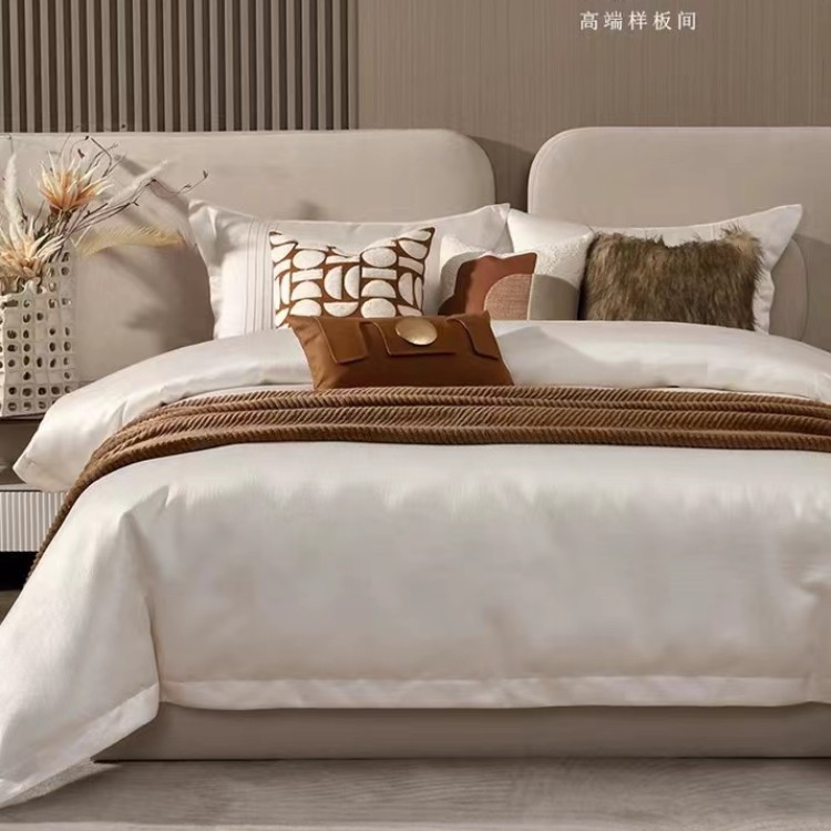 Легкая роскошная постель для модельной комнаты, отделка мягкими элементами, простой многокомпонентный комплект.