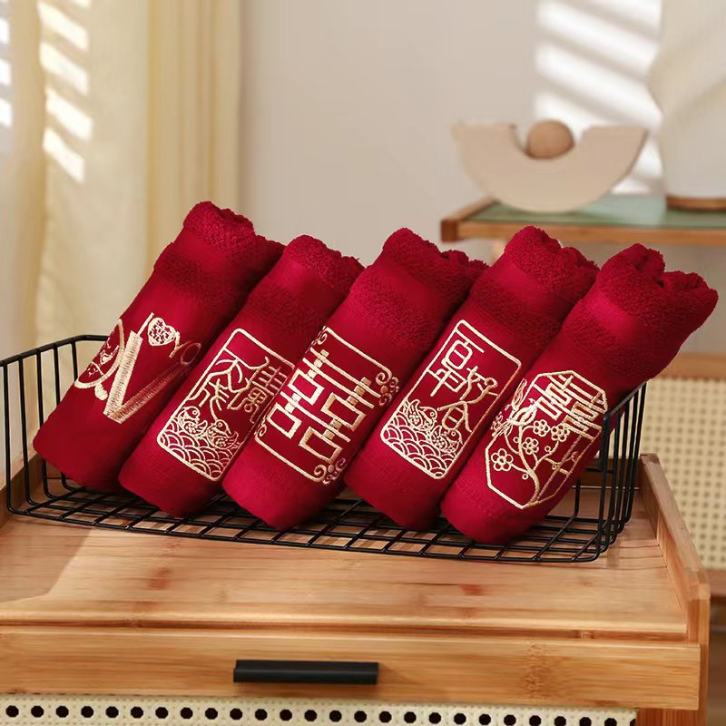 Factory wholesale wedding towel accompanying wine red wedding towel gift towel return gift Hi PA hand gift face towel
