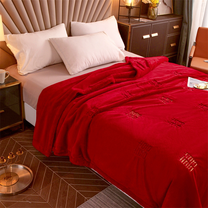 High-grade rabbit velvet wedding woman's wedding blanket thickened raschel red festive wedding multi-functional blanket