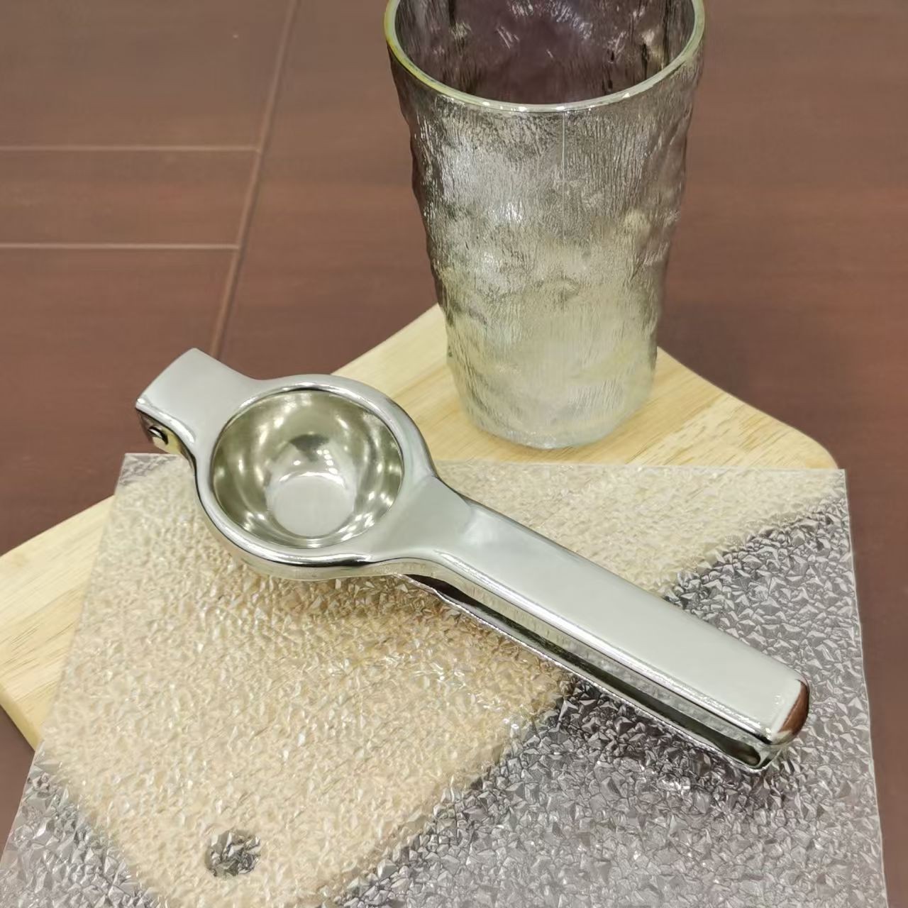 Stainless Steel Lemon Juicer Multifunctional Manual Lemon Squeezer Household Fruit Juicer