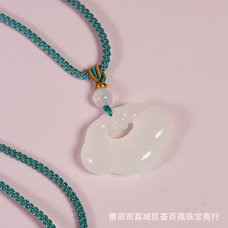 Natural Chalcedony Agate High Ice Ruyi Lucky Cloud Lock New Chinese Hanfu Wreath Necklace Pendant Women's Jade Pendant Gift