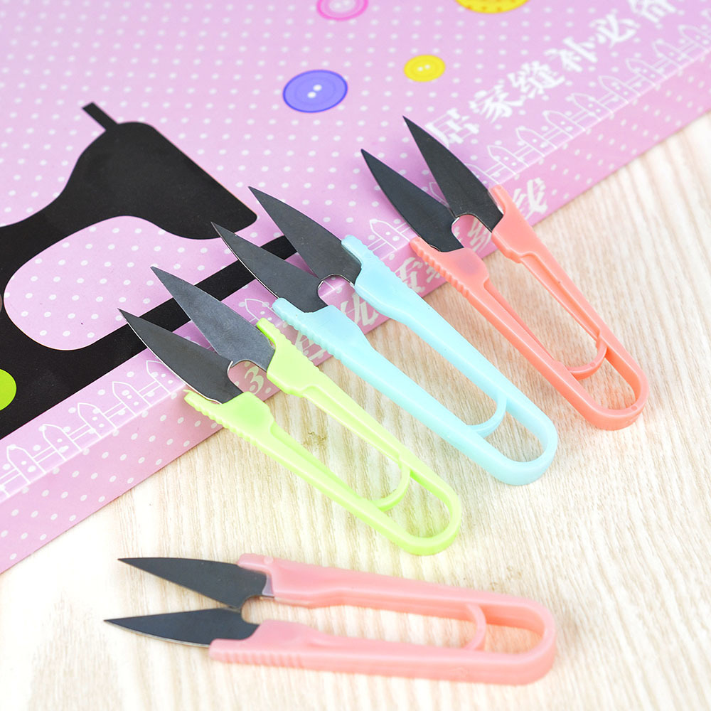 Plastic handle color yarn small scissors U-shaped yarn scissors thread scissors cross stitch tool factory direct 12g