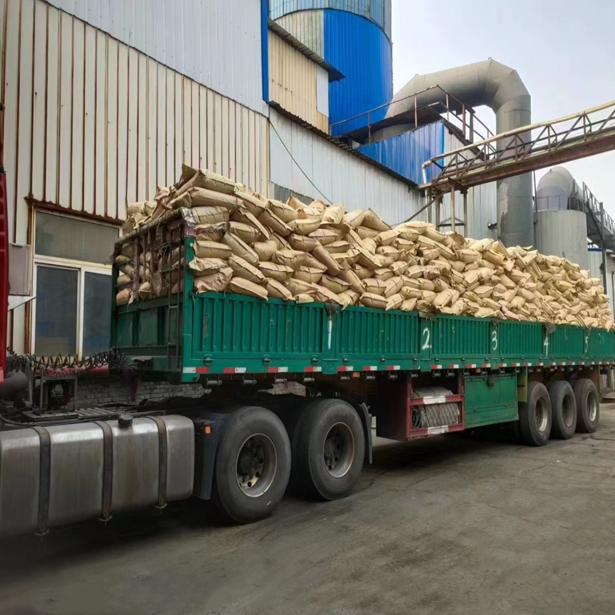 Ceramic Grade Light-Colored Calcium Lignosulfonate Refractory Material Binder to Enhance the Strength of the Green Body and Maintain Stability at High Temperatures