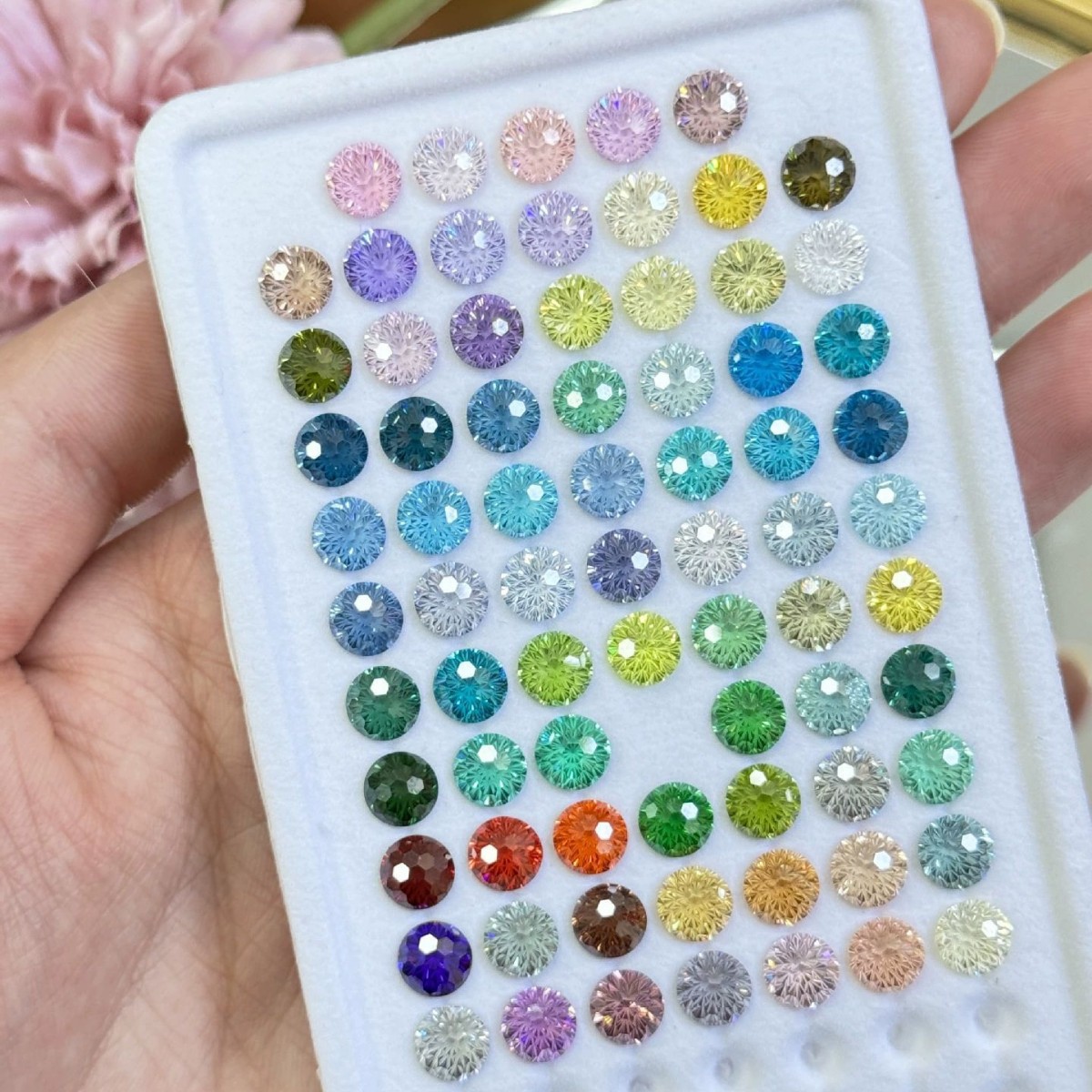 Оптовая продажа, популярный цвет, 6mm 8mm, огранка фейерверка, высококачественный циркон, необработанный камень