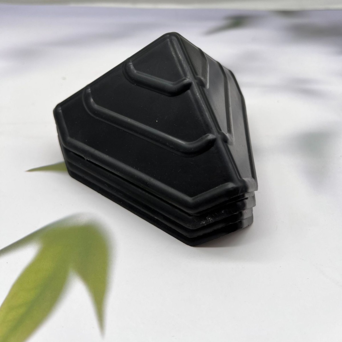 Three-Sided Plastic Corner Protector Carton Protection Logistics Express Packaging Carton Delivery Package Corner Furniture Packaging Protection Corner