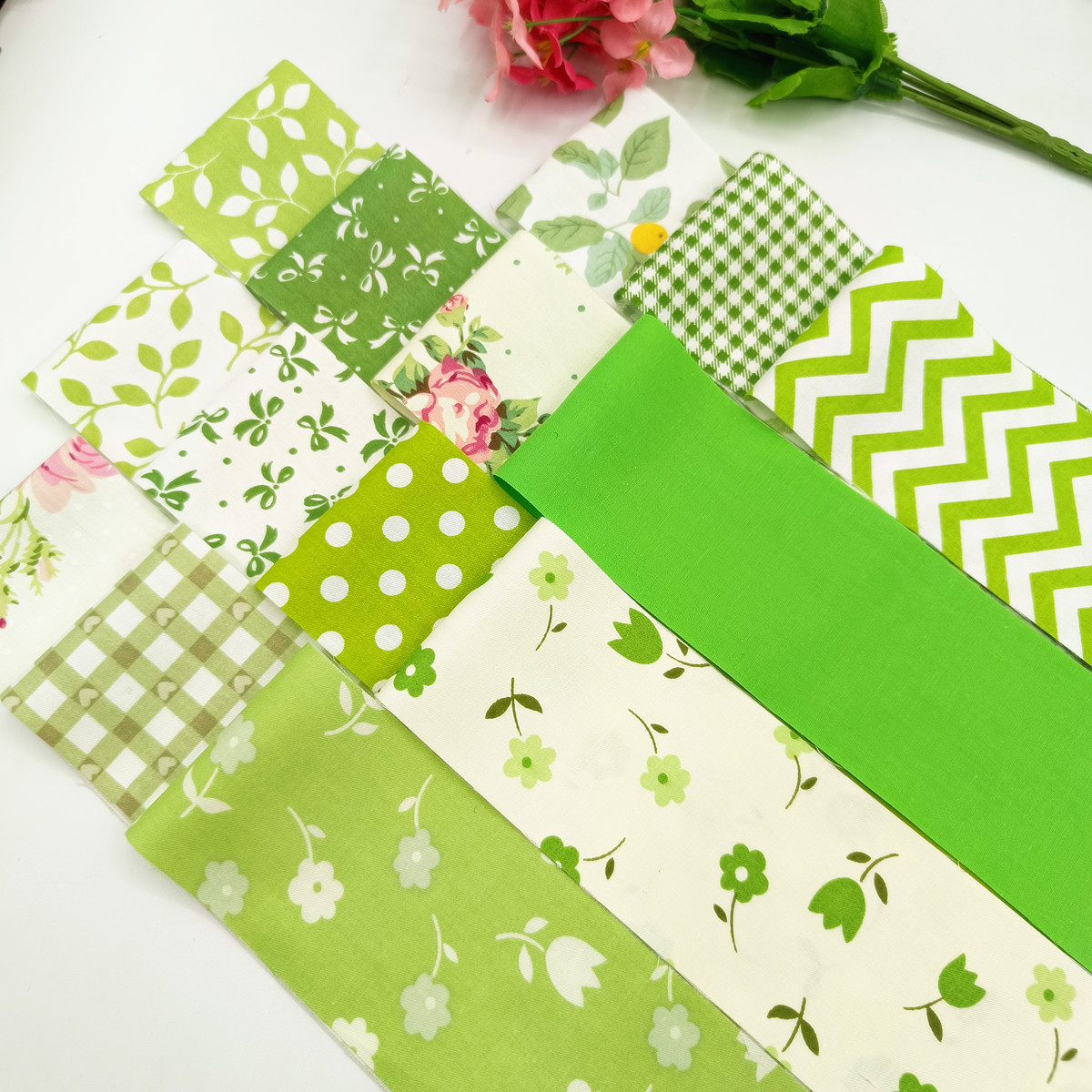 42 Pieces of Green-Style Fresh Patchwork Fabric for Doll Clothes, Hair Ties, Quilting Strips, and Jelly Rolls