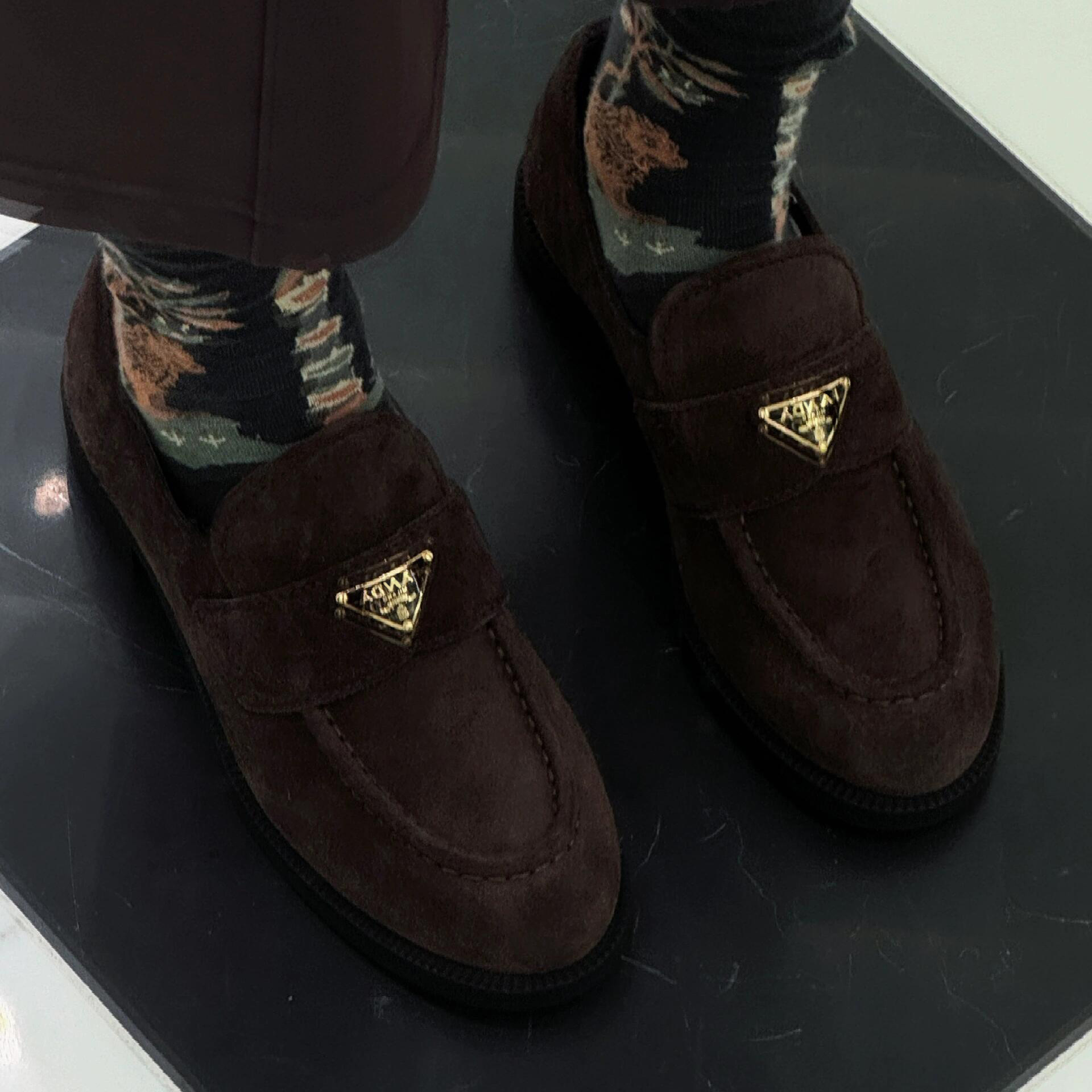 Sheepskin Version ~ Retro Triangle Buckle Genuine Leather Thick-Soled Loafers for Women Autumn Slip-On Lazy Small Leather Shoes Thick Heel Flats