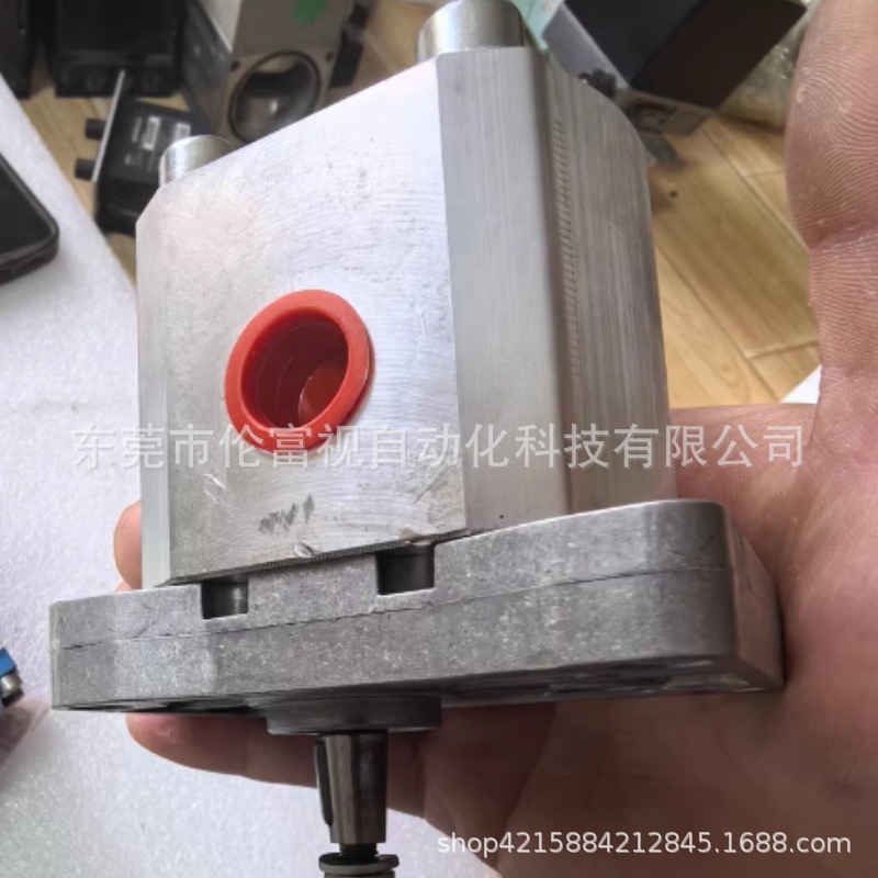 Eaton Oil Pump Wp03B1B Brand New Original Genuine, Spot Discount Price, Sf Free Shipping