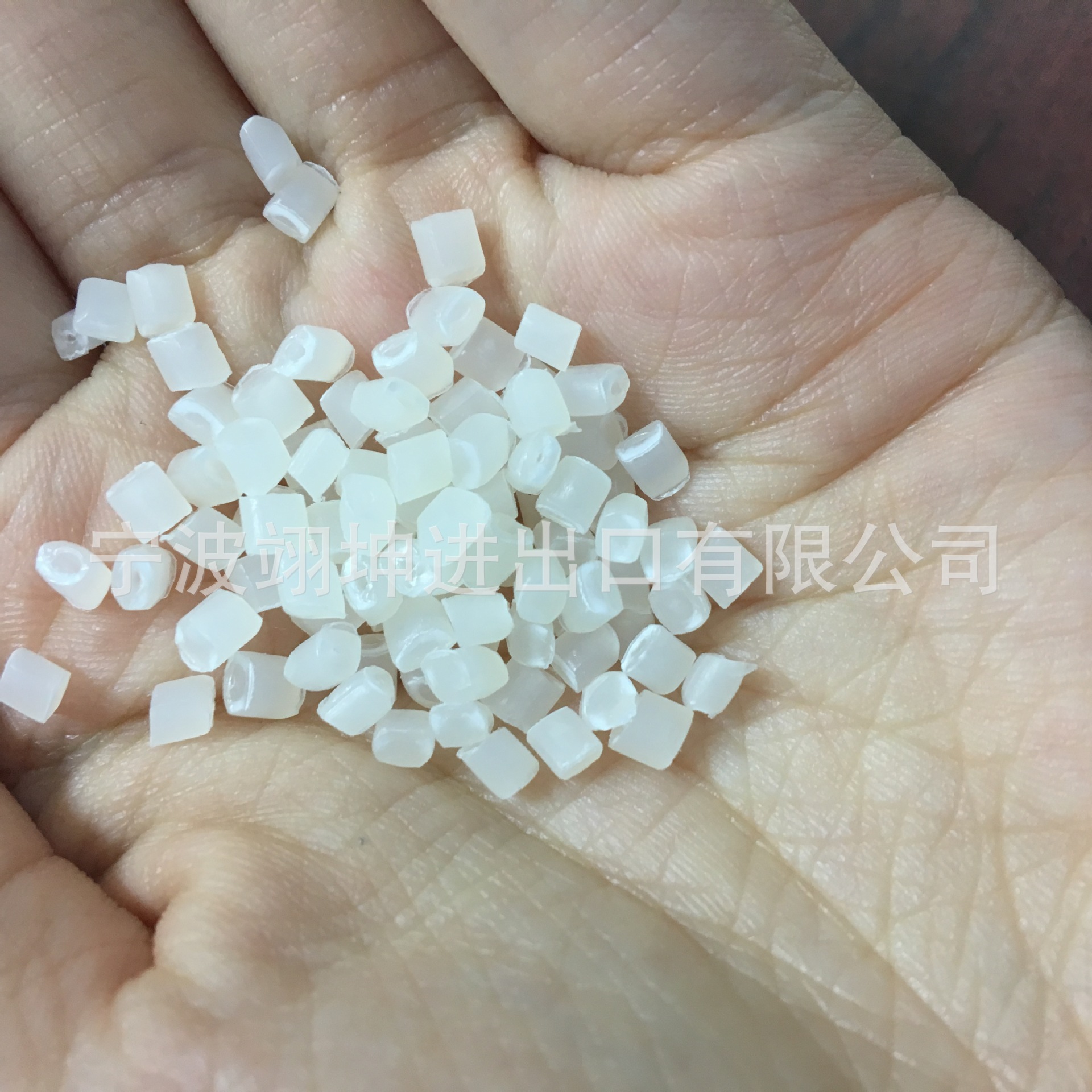 Biodegradable Masterbatch D2W93389 93390 for Pe Blown Film, Photo-Oxidative Degradation, 1% Added