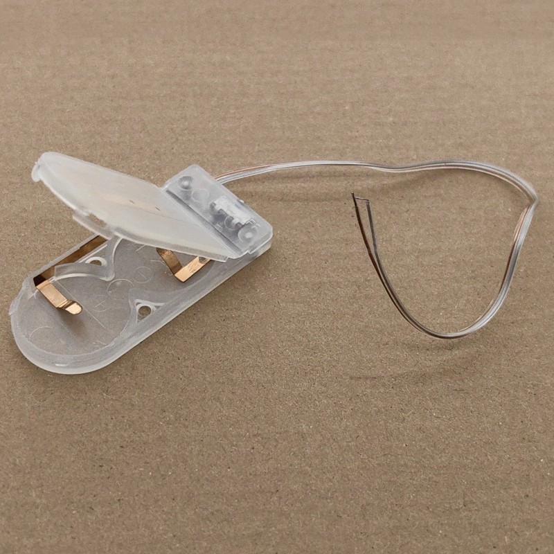 CR2032 button battery box single/two battery holder with switch flat flip LED lamp bead junction box