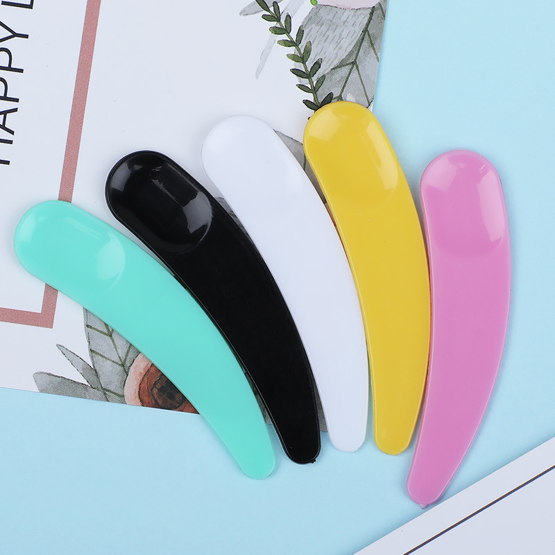 Ложка в форме полумесяца, маленькая лопатка для маски, косметический инструмент