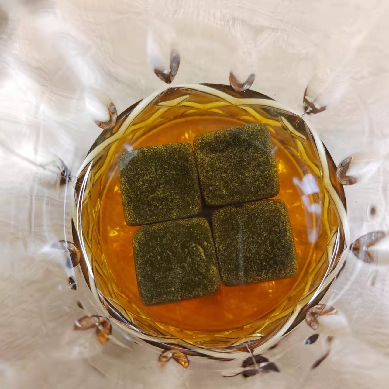 Whisky ice wine stone natural granite ice cubes wine sober stone black ice particles Marble Ice Stone manufacturers