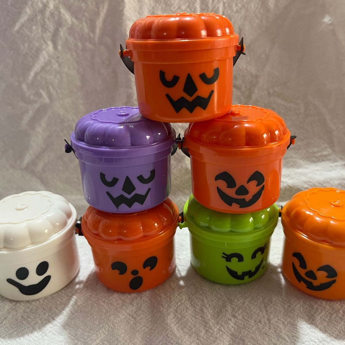 Amazon's New Best-Selling Halloween Pumpkin Candy Gift Box Mini Halloween Exquisite Souvenir