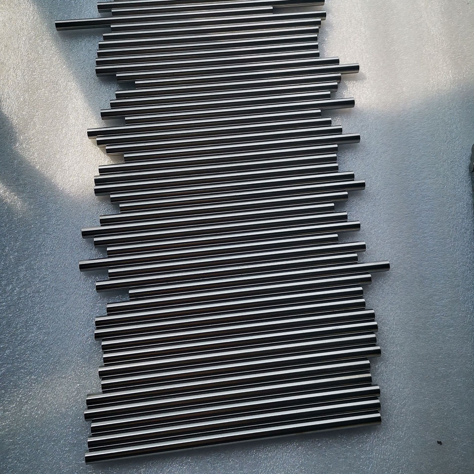 The Manufacturer Directly Supplies a Large Amount of W1 High Temperature Resistant Tungsten Rods, High Purity Tungsten Rods, Tungsten Alloy Rods, Polished Tungsten Rods and Tungsten Rods