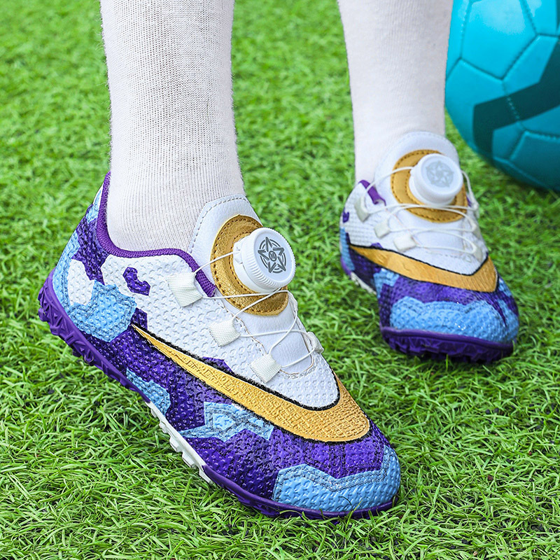 Children's football shoes sports four seasons girls professional competition training shoes students non-slip boys and girls broken nails rotating buckle
