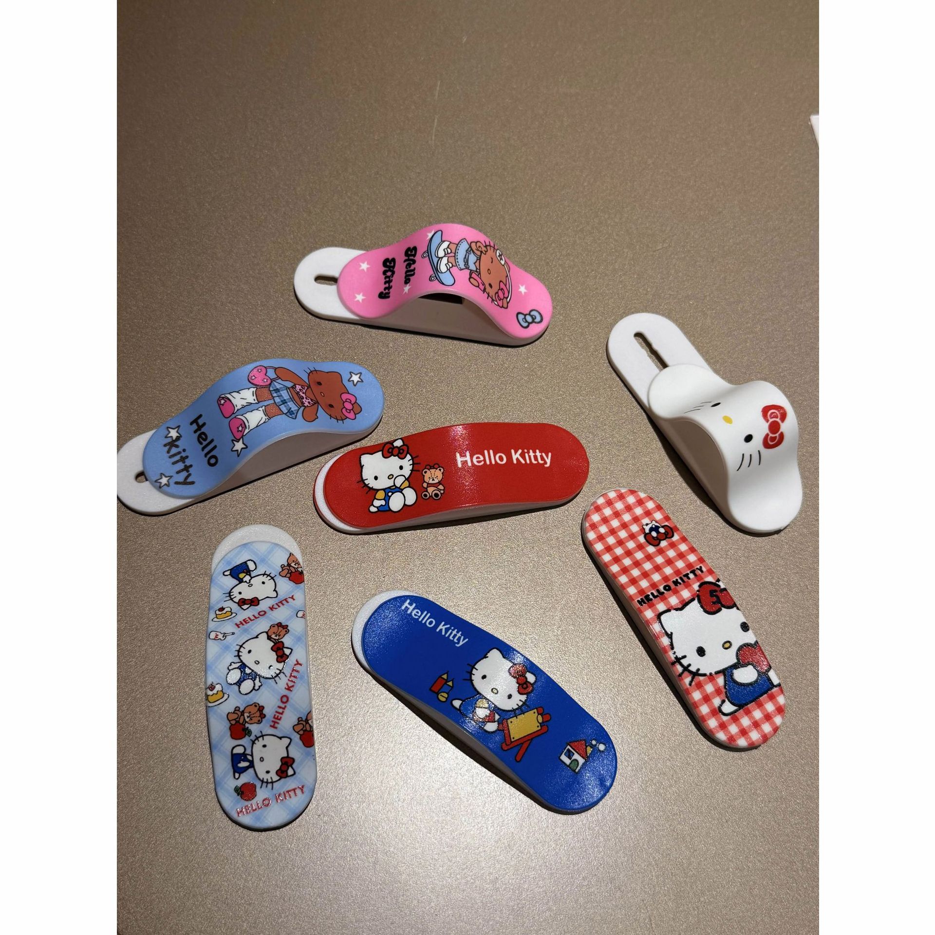 Ins Creative Kitty Collection Push-Pull Band-Aid Mobile Phone Case Holder Cartoon Cute Lazy Desktop Mobile Phone Holder