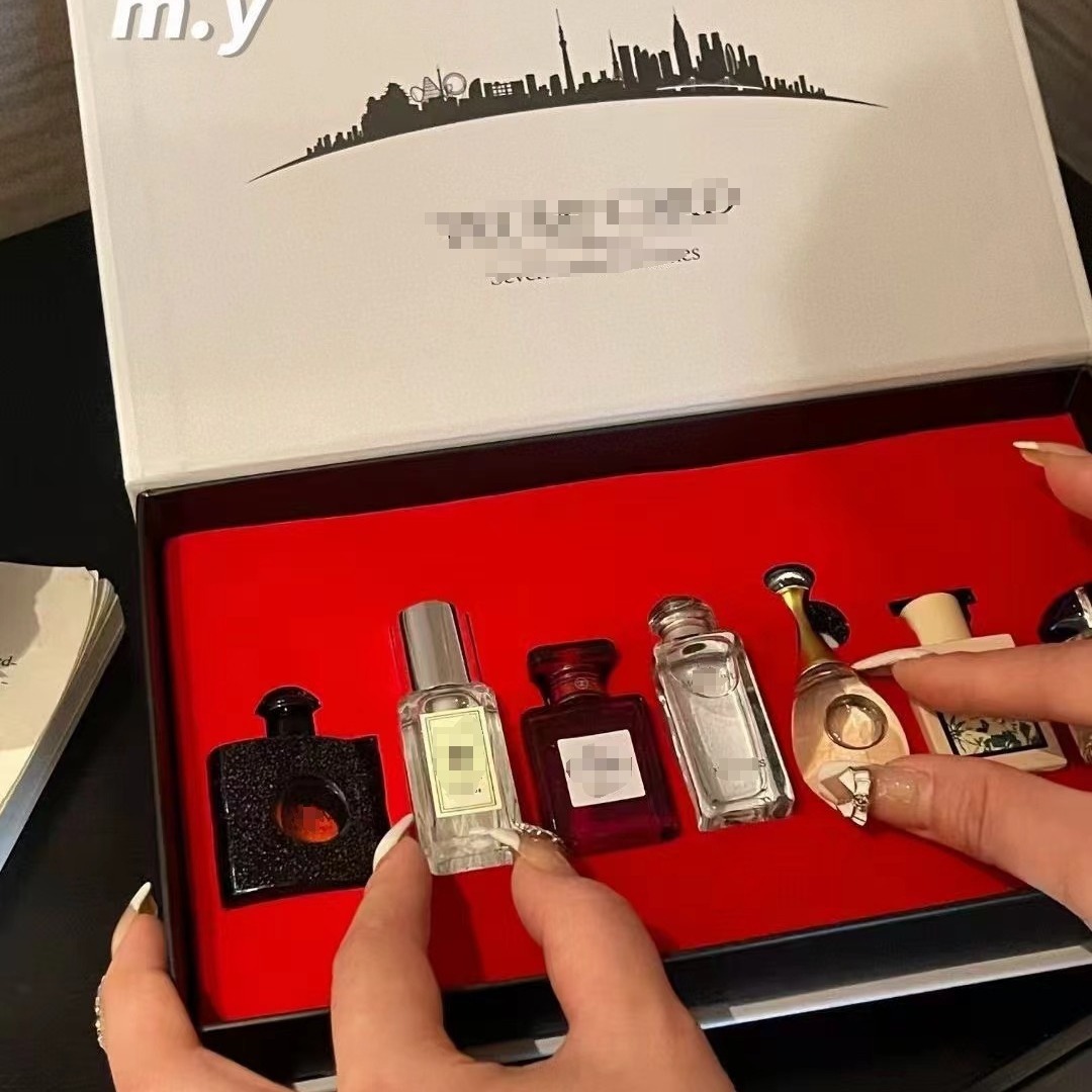 Big Brand Perfume Set Box Seven-Piece Set Lasting Light Fragrance suit Gift Box Birthday Christmas Gift Accompanying Gift