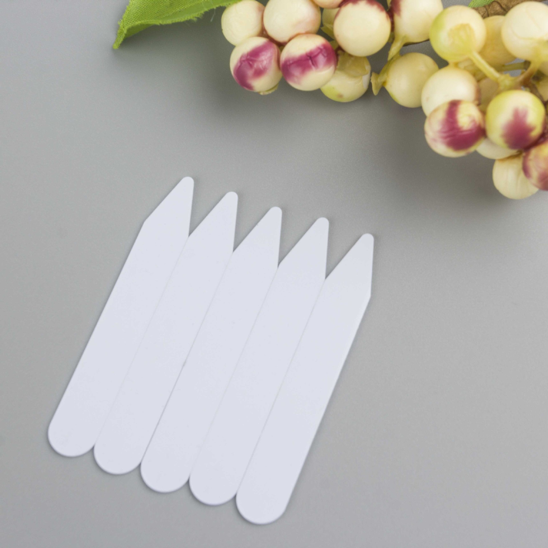 Factory Direct Sales Plastic White Collar Corner Piece Shirt Collar Insert 70 Silk Pvc Collar Support Spot Wholesale