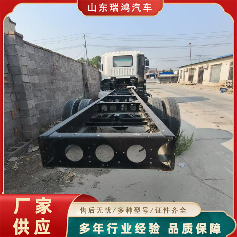 Export Africa Howo Semi-Trailer Tractor Head 371-375 Horsepower Tractor Trailer Head Tractor Dump Truck