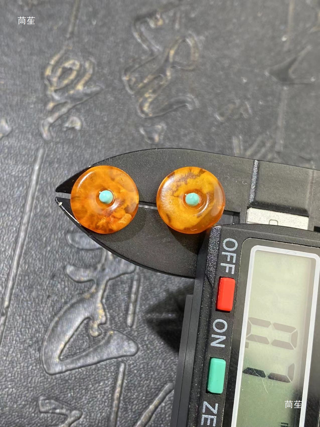 European New Old Beeswax Cake Earrings S925 Earrings Retro Versatile Features Daily Women's Models