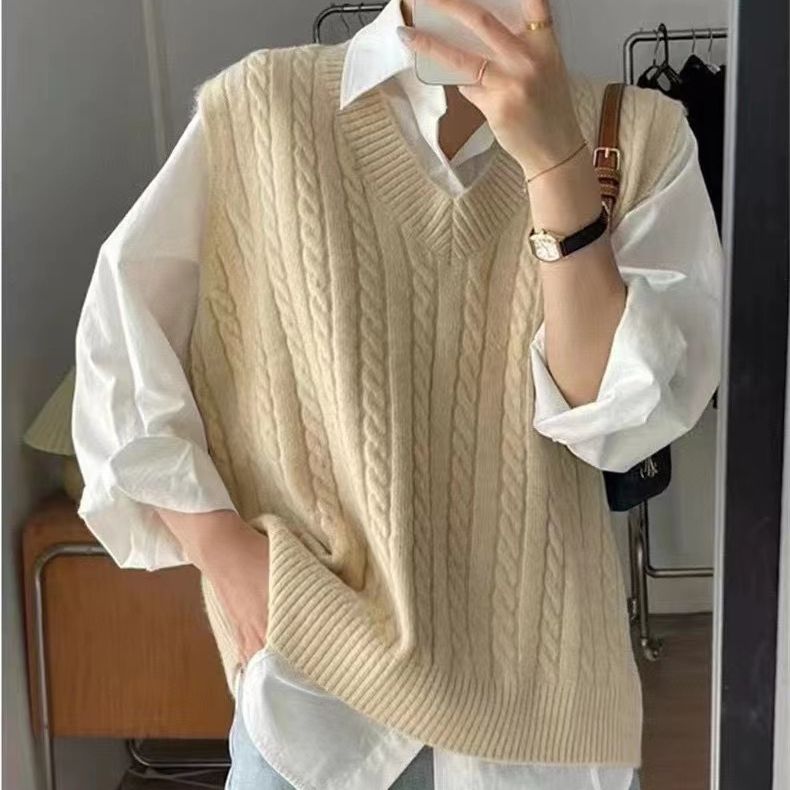 V Neck Knitted Vest Sweater for Women 2025 Spring and Autum New Style Layered Loose Large Size Vest Sleeveless Top for Outer Wear