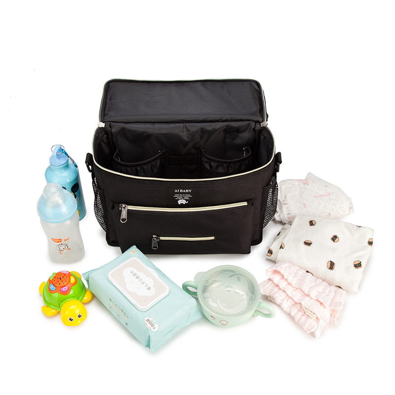 Spot wholesale multi-purpose stroller hanging bag portable diaper storage bag diagonal insulation bottle bag