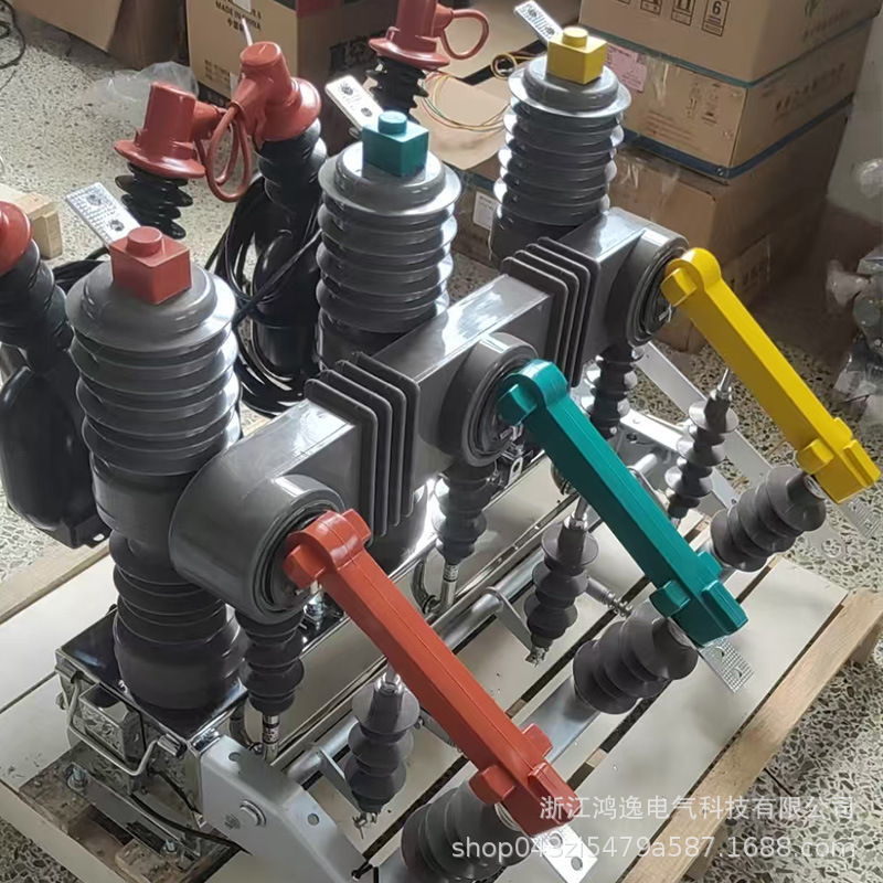 10Kv High-Voltage Vacuum Circuit Breaker Zw32-12Fg/630 One and Two Fusion Intelligent Pole Boundary Switch