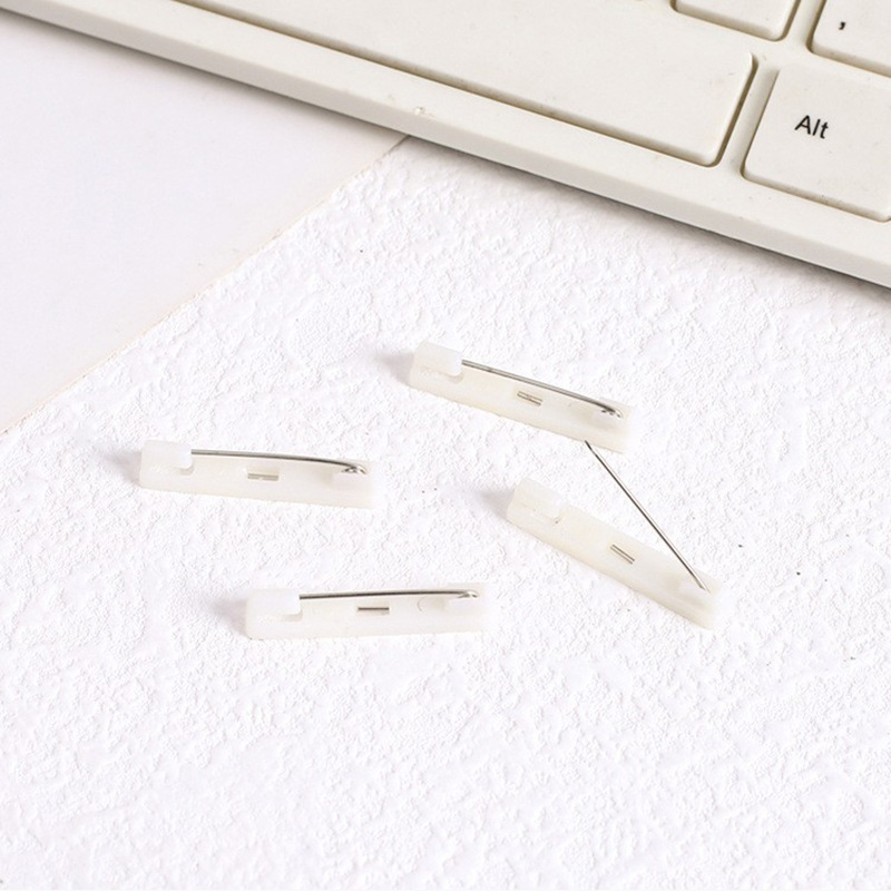 Plastic pin 2.2cm 3.1cm 3.7cm badge number plate pin plastic safety pin spot wholesale