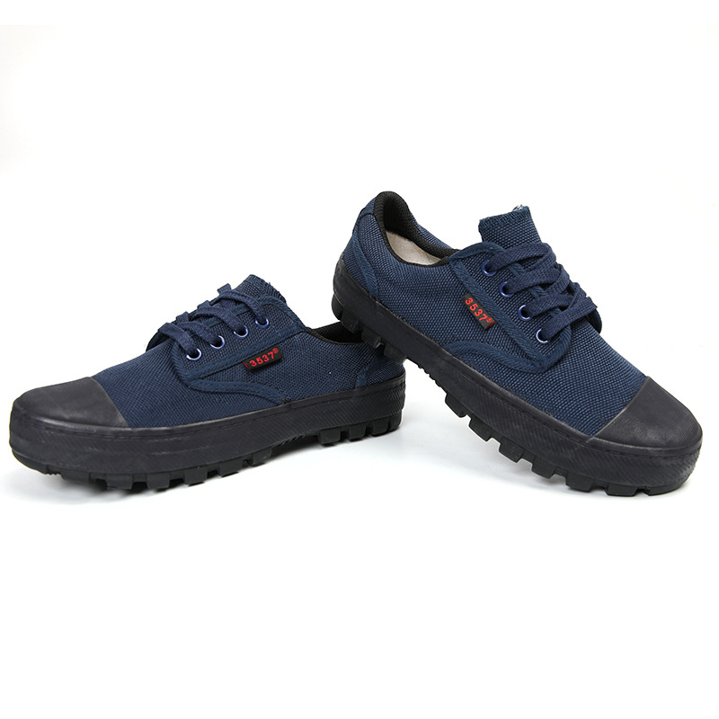 Jihua 3537 Liberation Shoes Low-top Men's and Women's Construction Site Migrant Workers' Labor Protection Shoes Wear-resistant Work Rubber Shoes Outdoor Hiking Shoes