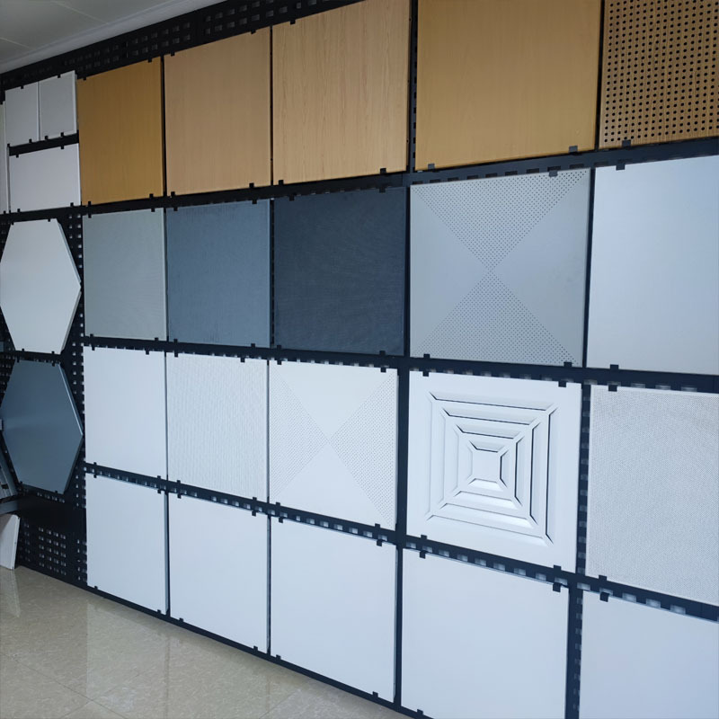 Integrated Ceiling 600*600 Engineering 0.8 Thick Aluminum Gusset Plate Full Set of Accessories Office Learning Ceiling Packaging Materials