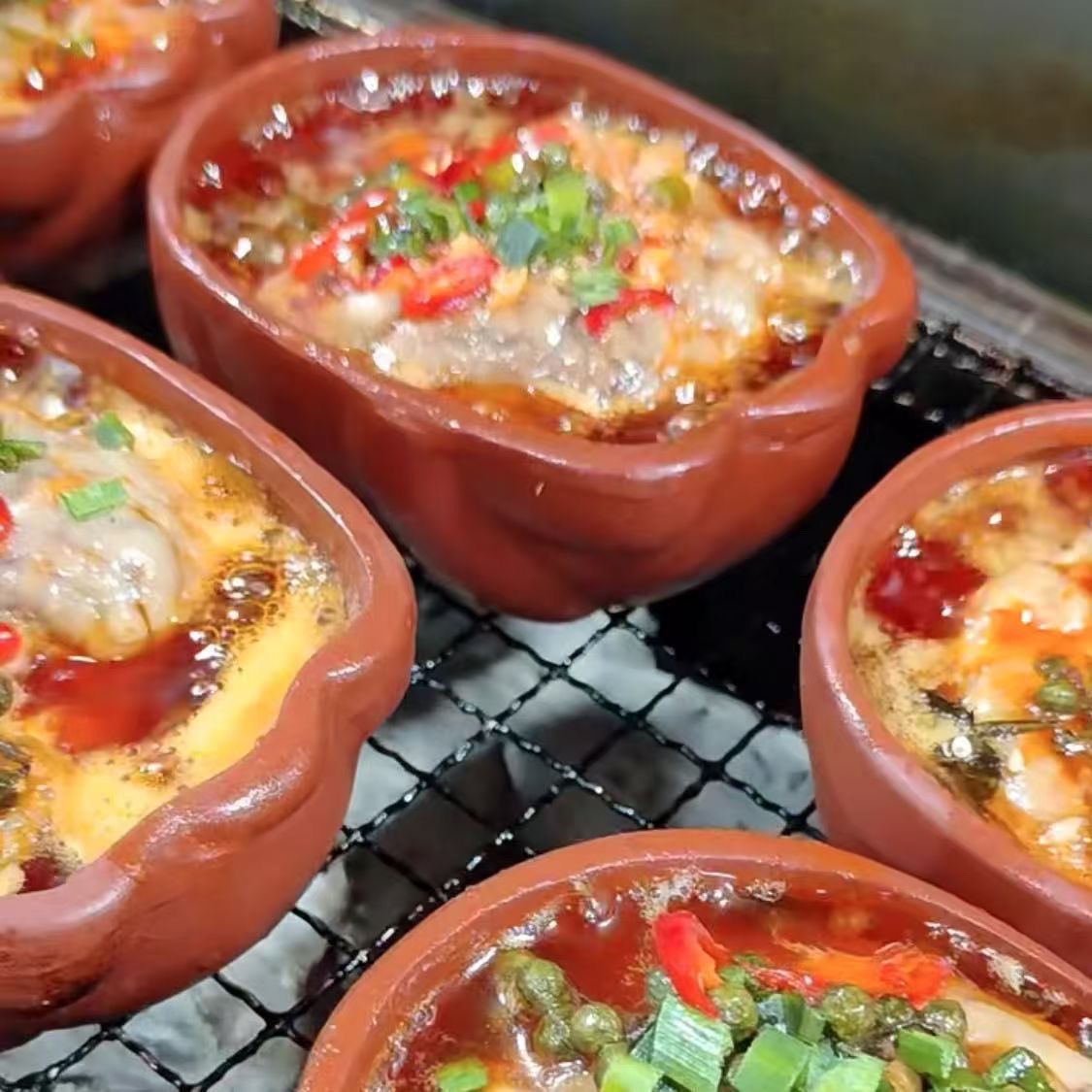 Special Bowl for Grilled Pork Brain, Popular Barbecue Restaurant Tool, Charcoal Heated Ceramic Container for Grilled Oyster and Brain