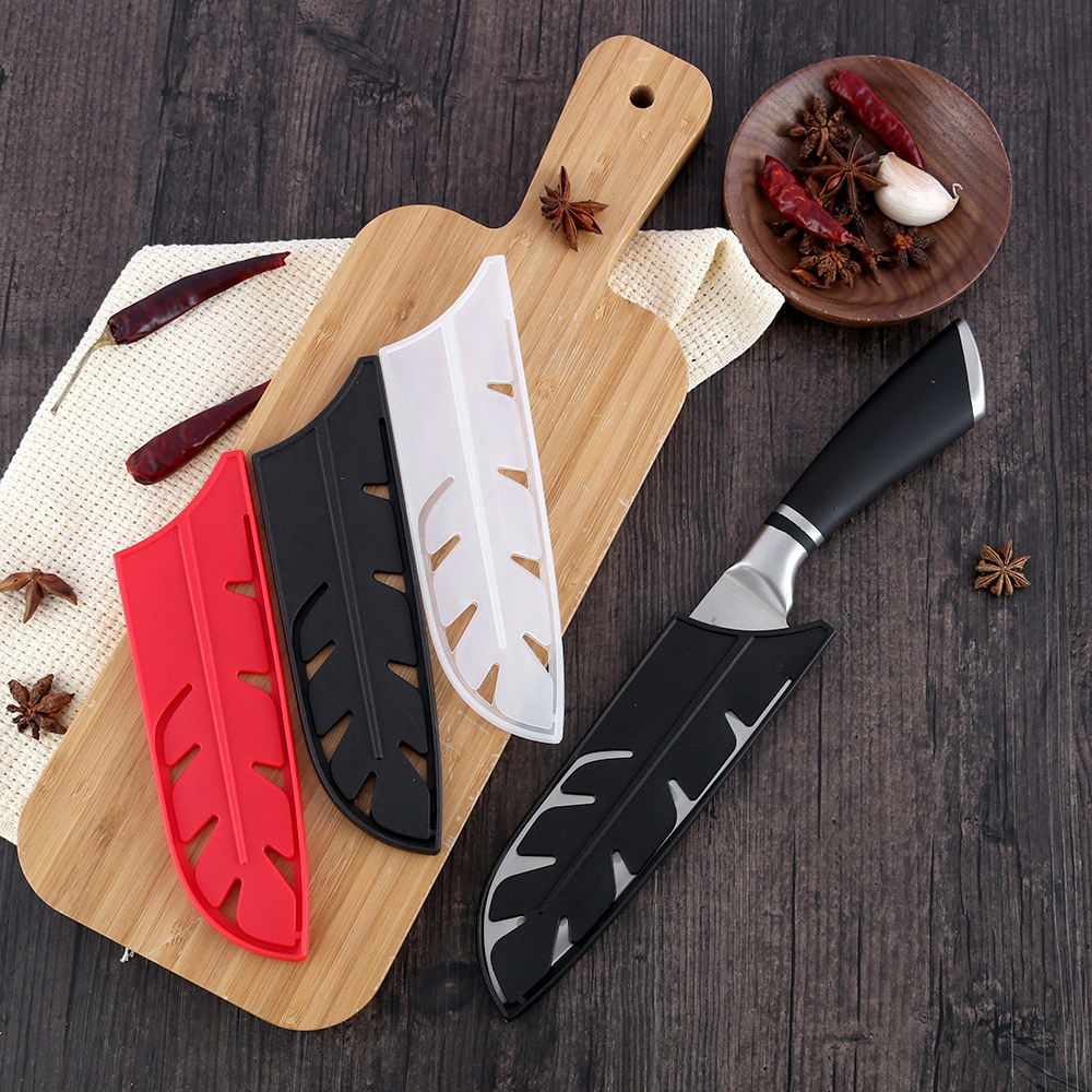 Yangjiang Xingye injection molding factory Leaf brand three-color inventory Japanese kitchen knife set feather shape good knife sheath