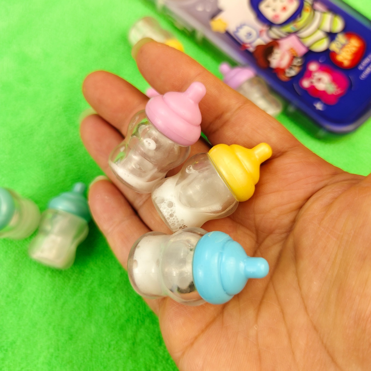 Liquid Bulk Defective Bottle, Cream Glue Mobile Phone Case Accessories, DIY Materials, Play House Toys, Flowing Liquid