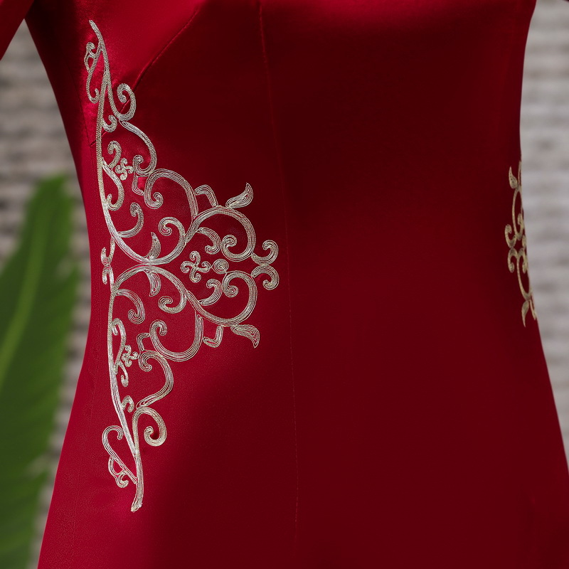 2022 New Acetic Acid Festive Mother Cheongsam Dress Vintage Improved Long Embroidered Wedding Toast Dress