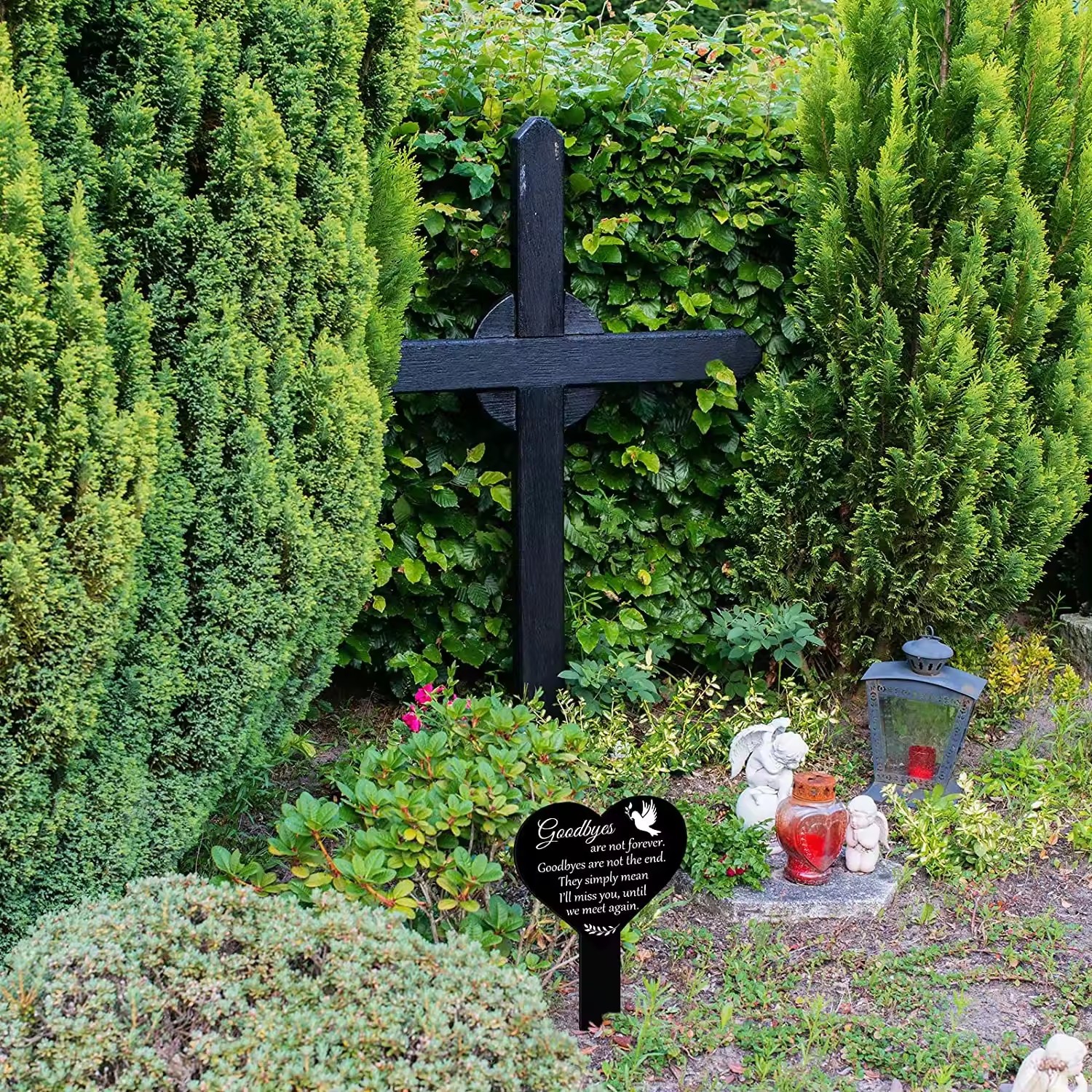 Cross-Border Pet Monument, Waterproof Acrylic Tombstone, Black Commemorative Heart-Shaped Garden Stake, Customizable Logo Upon Request