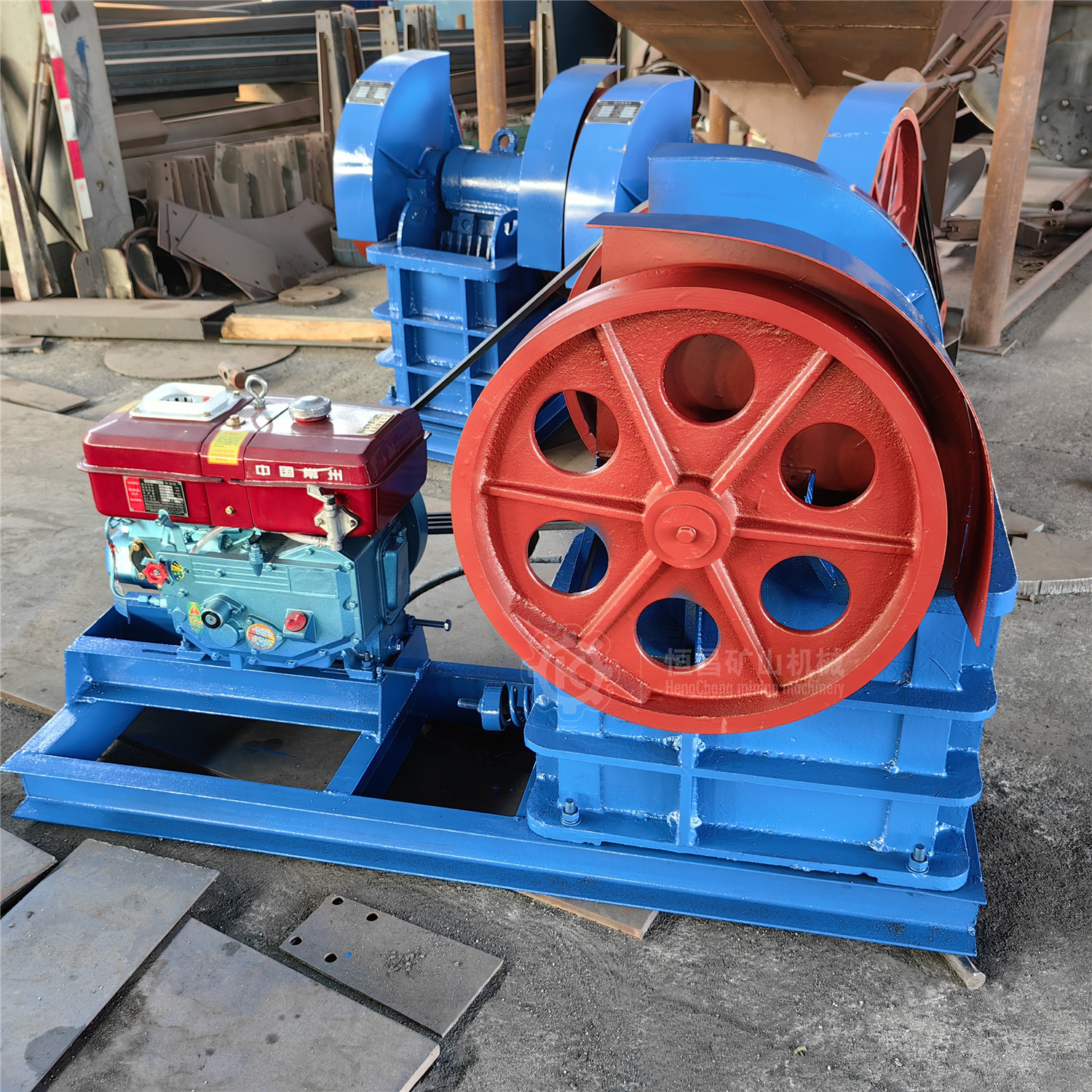 Concrete Construction Garbage Mobile Breaker Diesel Power Gravel Machine Manufacturer Direct Sales Crusher Treatment Equipment