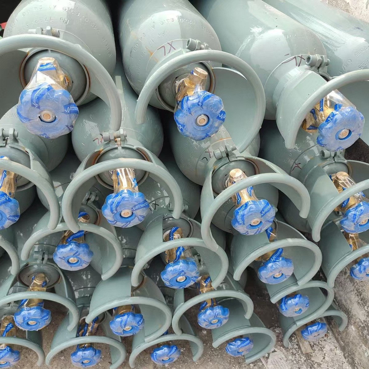 10 Liter High Pressure Helium High Purity Steel Cylinder Helium Industrial Gas Wedding Party Balloon Inflatable Helium Cylinder Helium Tank