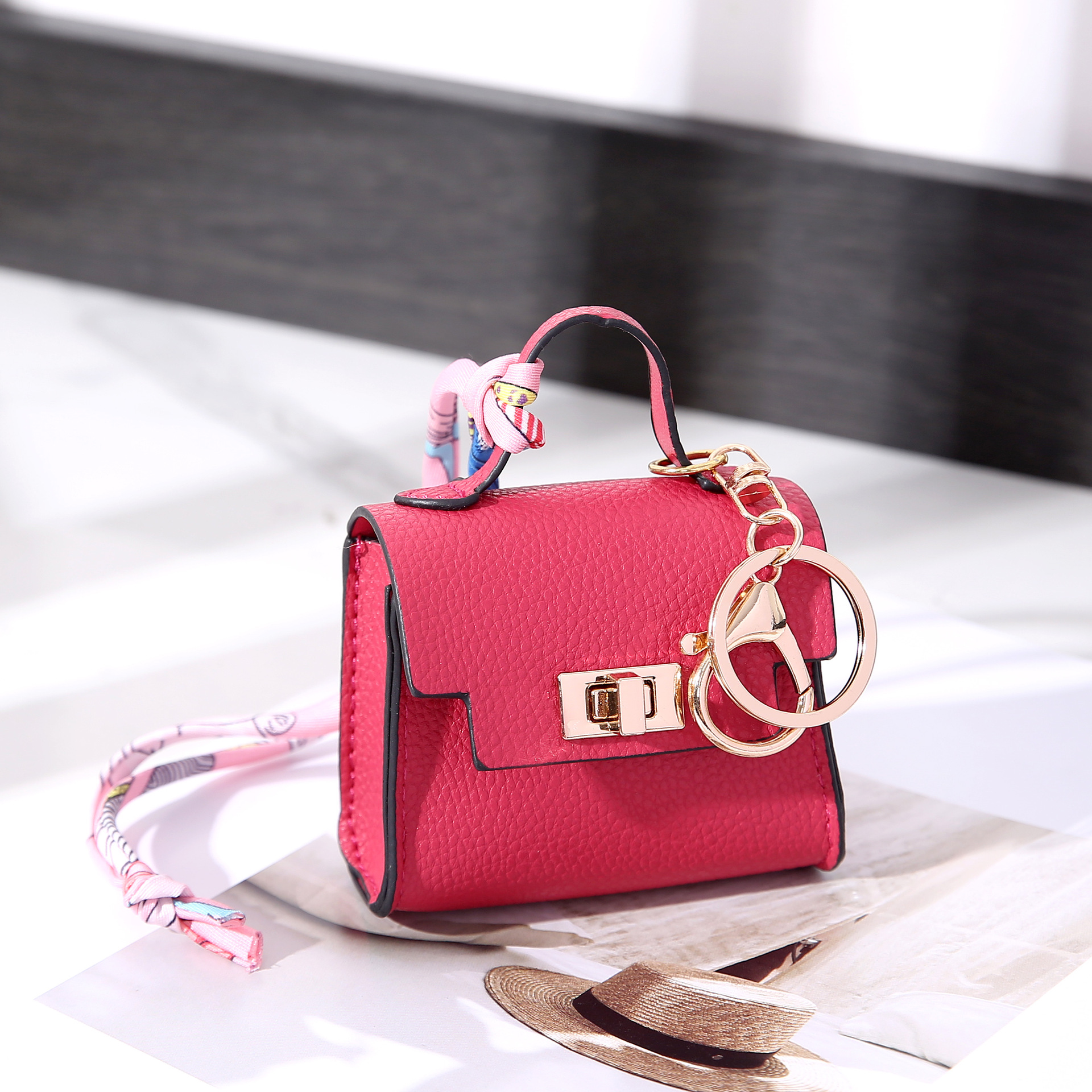 Mini Wallet Bag, Small House-Shaped Bag, Light Luxury Bag, New Fashion Accessory, Lipstick Bag, Earphone Key Bag