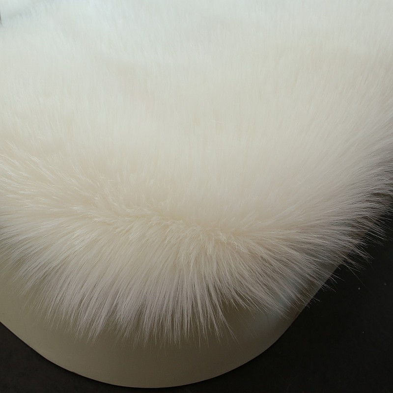 Modern Simple Plush Carpet Bedside Mat Full Shop Living Room Coffee Table Sofa Mat Imitation Wool Window Decoration