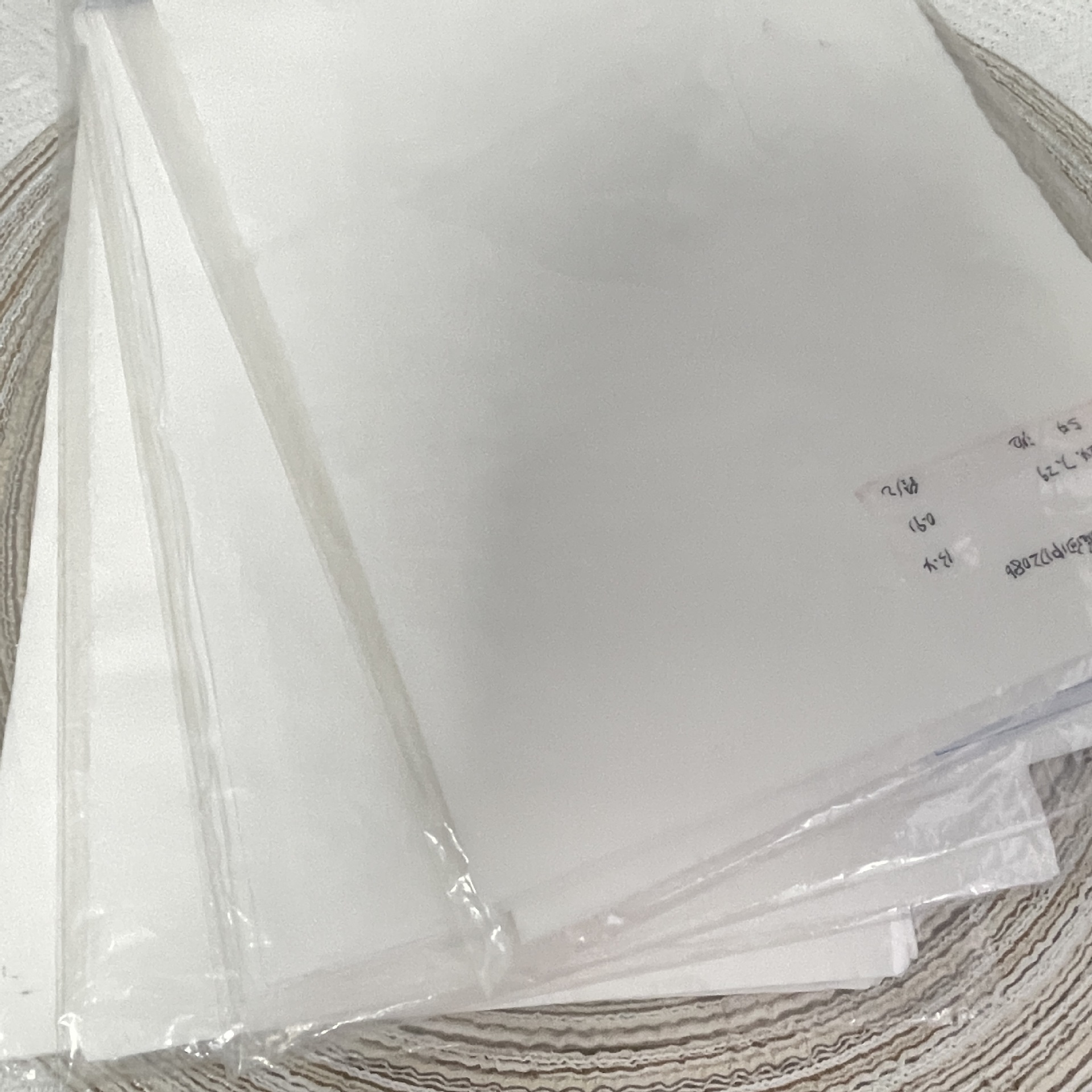 Original Paper Sample, Virgin Wood Pulp Facial Tissue, Toilet Paper, Roll Paper Raw Material, Napkin Paper, Large Roll Paper, High-Strength and Toughness Original Paper