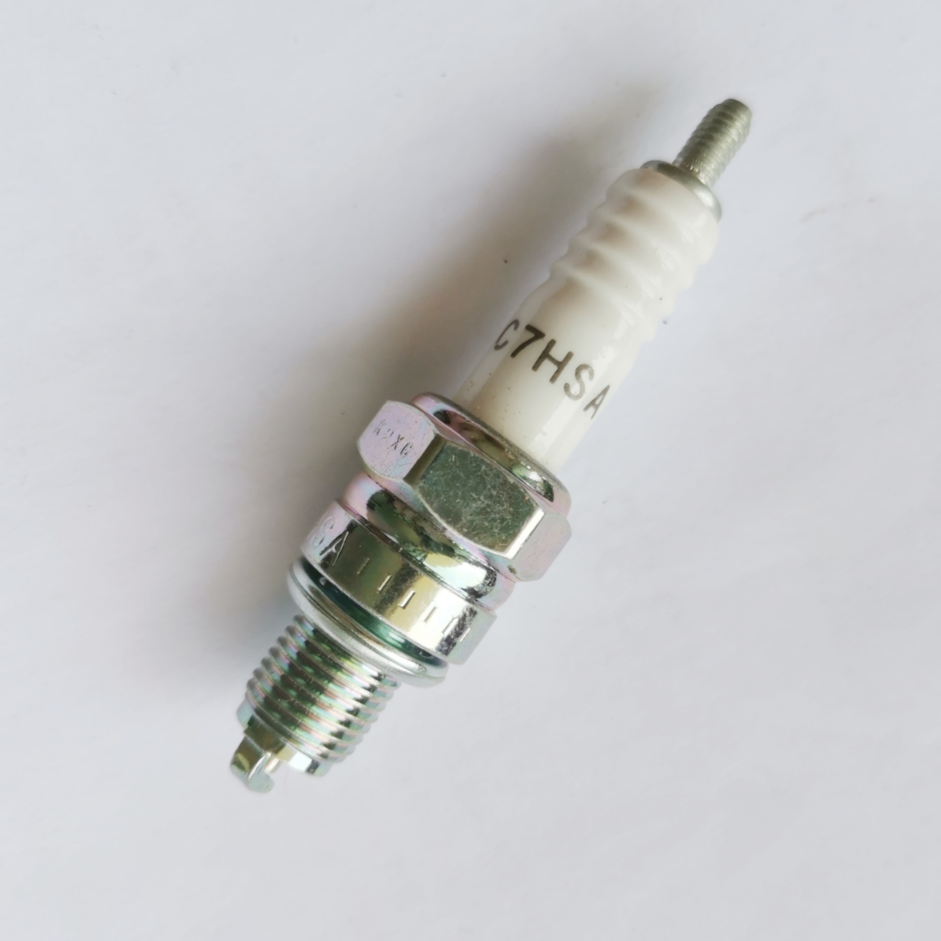 C7HSA 4629 motorcycle spark plug 70/80/90/110 scooter spark plug 4429 Beach car fire nozzle