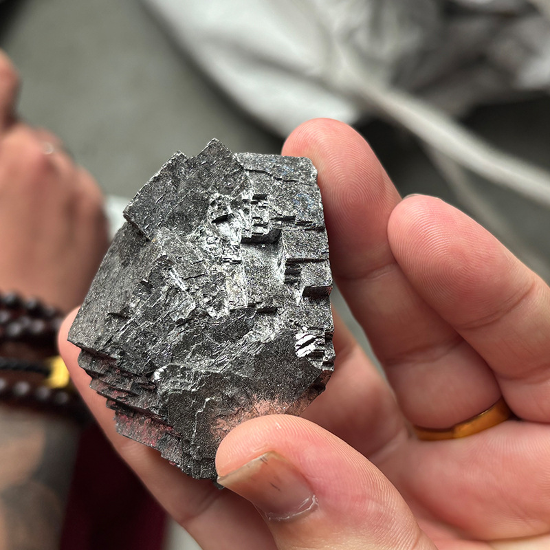 National Standard Nitriding Furnace Material Fev80/Fev50 # Vanadium Iron Foundry Smelting High Purity Bearing Steel Special Steel Vanadium Iron Alloy