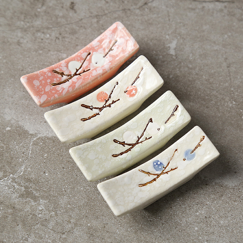 Japanese Chopsticks Rack Creative Simple Underglaze Color Ceramic Rack Mini Spoon Holder Chopsticks Holder Rack Plum Blossom Bracket Wholesale