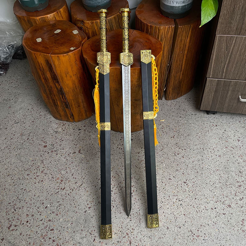 A variety of classical Chinese sword metal weapons interior decoration ornaments antique sword unbladed tourism commemorative gifts