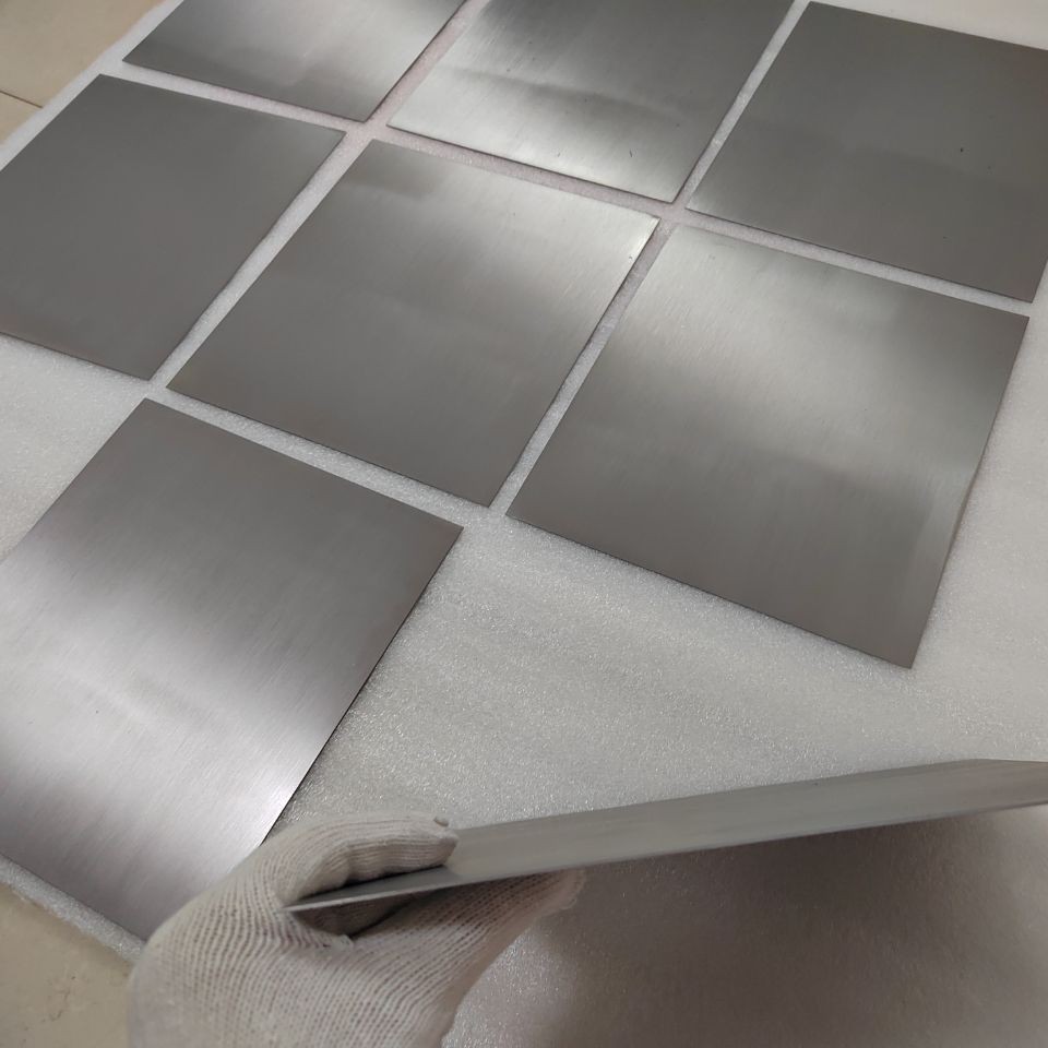 High Temperature Resistant Niobium Hafnium Alloy C103 Plate Rod Tube Wire ‌ Anti-Chemical Erosion, Lightweight and High Strength